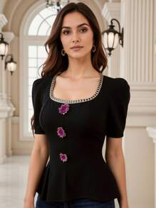 DAZY Blusa de manga corta elegante y entallada con decoración floral de lentejuelas, con volantes en el bajo, adecuada para fiestas, bodas, graduaciones, verano - Negro - Ver 2