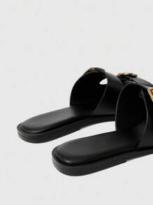 HighSole Women's Fashion Alluring Casual Flat Sandals, Brown With Metal Buckle Decor, PU Material, Round Toe, Comfortable For Indoor, Office, Street, Party Wear, Suitable For Dresses, Jeans, Shorts, Beach - Black - View 8