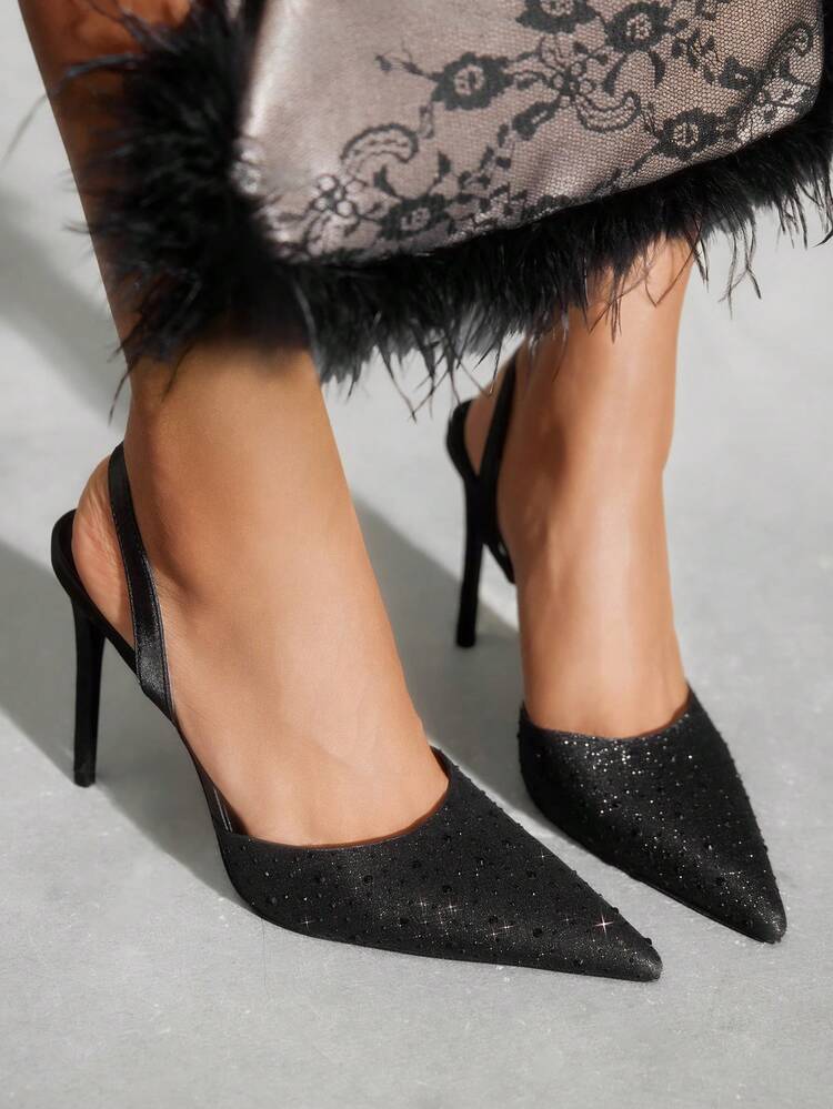 CUCCOO SZL Zapatos de fiesta de tacón alto puntiagudo y hueco con acentos de strass, en color negro de satén y grosgrán, de diseño a la moda