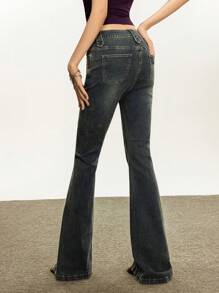 Rina Fox Women's Pockets & Distressed Flare Casual Versatile Jeans
