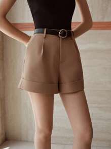 MOTF PREMIUM Shorts con bolsillos en ángulo, pliegues plegados, dobladillo con puño y cinturón