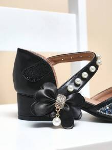 Mini mi Princess-Approved Girls Pearl&Bow Detail Black Block Heel Dress Pumps – Elegant Princess Heels With Ankle Strap, Sparkling Rhinestone & Flower Girl Style For Weddings & Special Events - Black - View 7