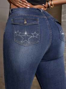 Dripcurv Plus Size Women Rhinestone Five-Pointed Star Patch Pocket Flared Jeans - Blue - View 1