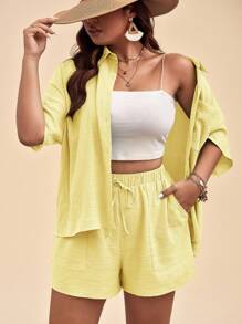 SHEIN VCAY Setelan Kasual 2 Potong untuk Wanita Ukuran Plus, Warna Polos, Lengan Longgar, Kancing Tunggal, Kemeja dan Celana Pendek, Pakaian Liburan - Kuning - View 1