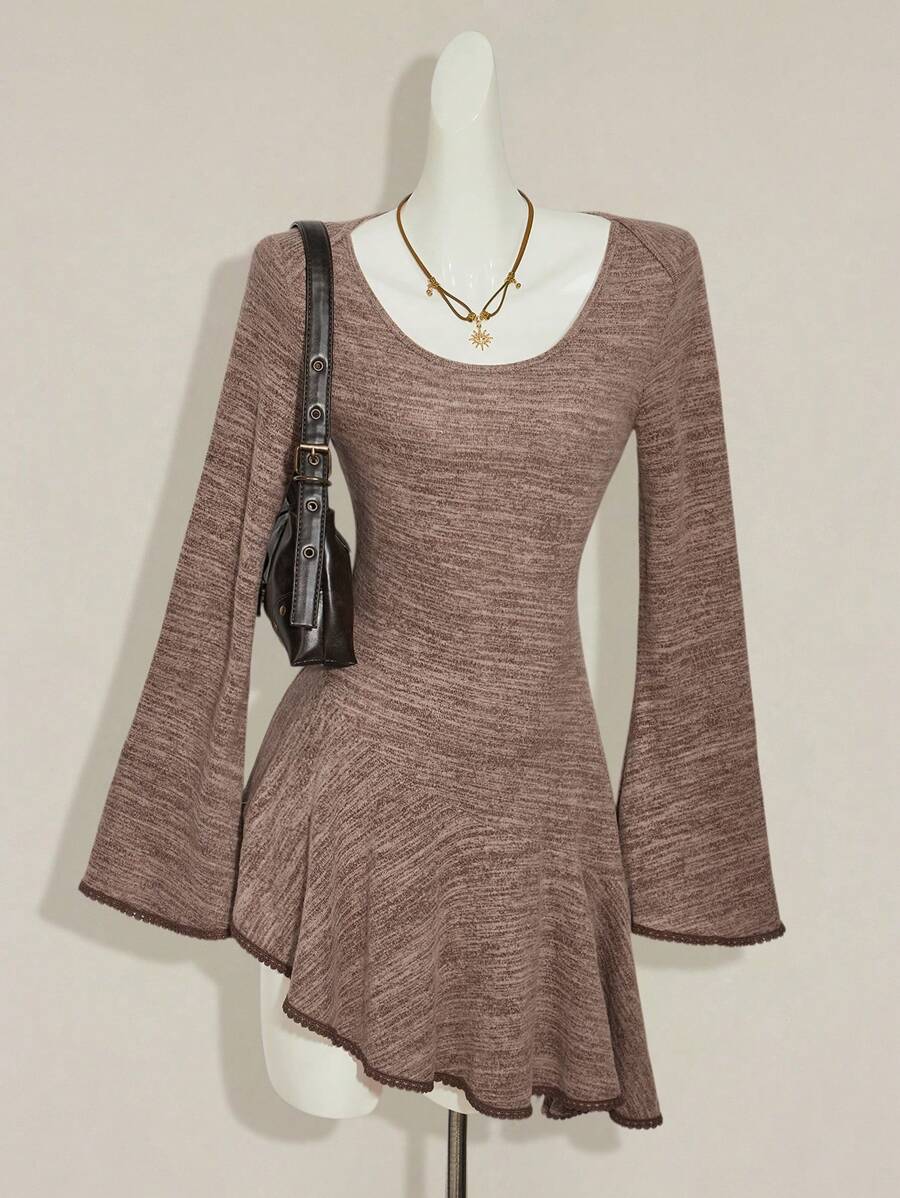 SHEIN ICON Camiseta ajustada con cuello redondo, mangas largas acampanadas y bajo asimétrico, con estampado jaspeado, en estilo boho country, casual para salir en otoño y primavera, para mujeres en estilo Y2K