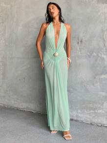 Aloruh 女式薄荷绿无袖长裙，V 领褶皱后开衩设计，带金属贝壳装饰，性感露背沙滩罩衫薄荷绿长裙淡绿色连衣裙透视长裙镂空连衣裙深 V 领连衣裙女士沙滩装泳装罩衫 - 薄荷綠 - 查看 5