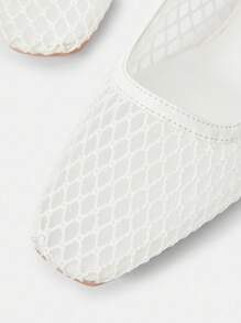 MOTF PREMIUM COMFORTABLE MINIMALIST MARY JANE FLAT SHOES, VERSATILE FOR COMMUTING - White - View 5