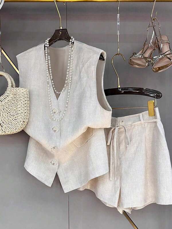 Franclia Casual Vacation Commuting Versatile Bi-Color Bamboo Knit Linen Texture V-Neck Button Front Cropped Vest Top With Matching Wide Leg Shorts, Summer New Solid Color Women 2 Pieces Suit Set