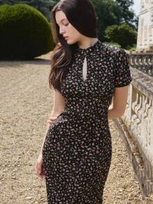 lacRébo Black Floral Print Vintage Style Fitted Woven Dress With High Neck Homecoming Dress Office Outfits For Women Black Floral Dress French Style Dress Autumn Dress - Multicolor - View 1