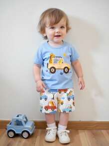 SHEIN Playful Pals Conjunto de bebé y niño pequeño de top de manga corta con estampado de animales y carros lindos, y shorts estampados, adecuado para salidas y uso diario en primavera/verano