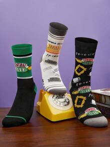 FRIENDS X SHEIN 3 pares de calcetines informales tipo media hasta el tobillo, suaves y transpirables, con diseños de dibujos animados, de color gris y negro de moda, con dedos y talones reforzados para mayor durabilidad, unisex para hombres y mujeres, aptos para todas las estaciones y a juego con cualquier atuendo