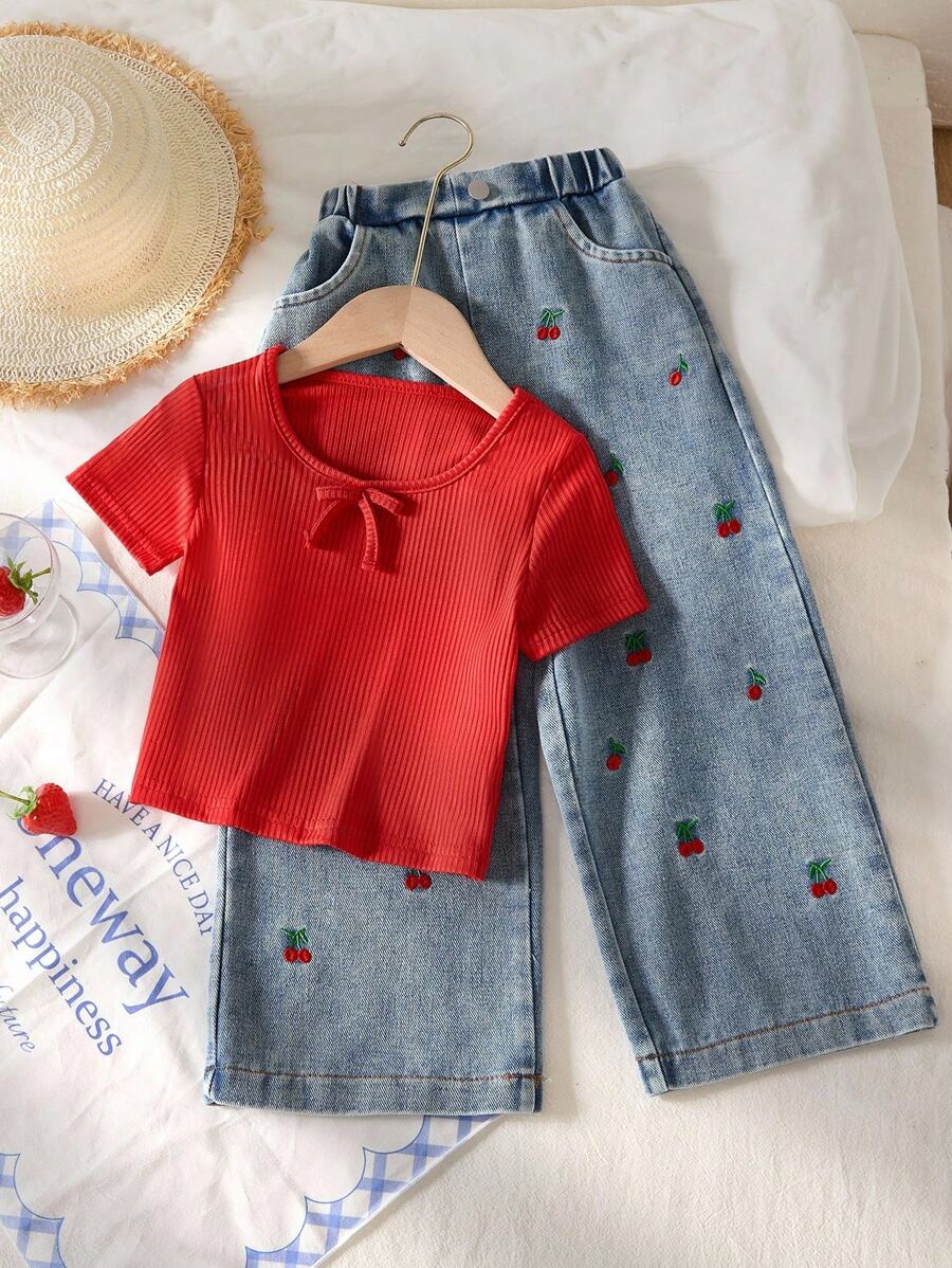 SHEIN Genkimix Kids Toddler Girls T-Shirt Set, Red Ribbed Knit Top, Embroidered Denim Pants With Cherry Pattern, Sweet & Fashionable Style, Suitable For Spring, Summer, Autumn - Red - View 1