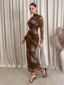 Lavishia Váy ôm dài tay cổ lọ in họa tiết trừu tượng màu đen và cà phê cho nữ - Màu nâu  Mocha - Xem 5