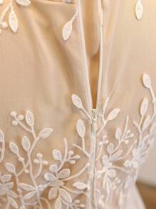 Elegantes besticktes Mesh-Kleid für Teenager-Mädchen für Partys