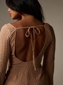 MISSGUIDED 喇叭袖连体裤 波西米亚风 夏季节日 弹力蕾丝连身裤 露背设计 喇叭荷叶边袖口 方领 晚宴派对 休闲服 - 卡其色 - 查看 7