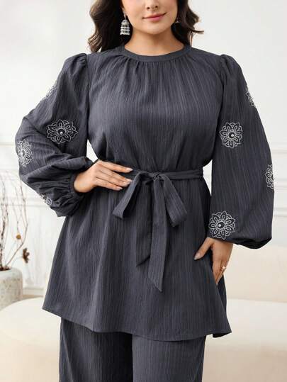 Al Najma 大码女式花卉印花灯笼袖衬衫和阔腿裤阿拉伯套装