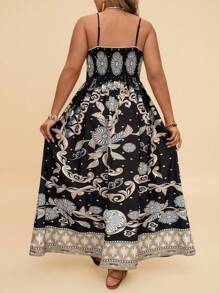 Travachic 这款大码黑色印花波西米亚风连衣裙采用A字型抽绳腰带设计，适合各种场合，包括度假、海滩、夏季、都市生活、波西米亚风情、欧洲夏季海岛之旅、蜜月和生日。它也适合身材丰满的海岛女孩在早午餐、机场、夜店、教师工作以及搭配西式服装时穿着。