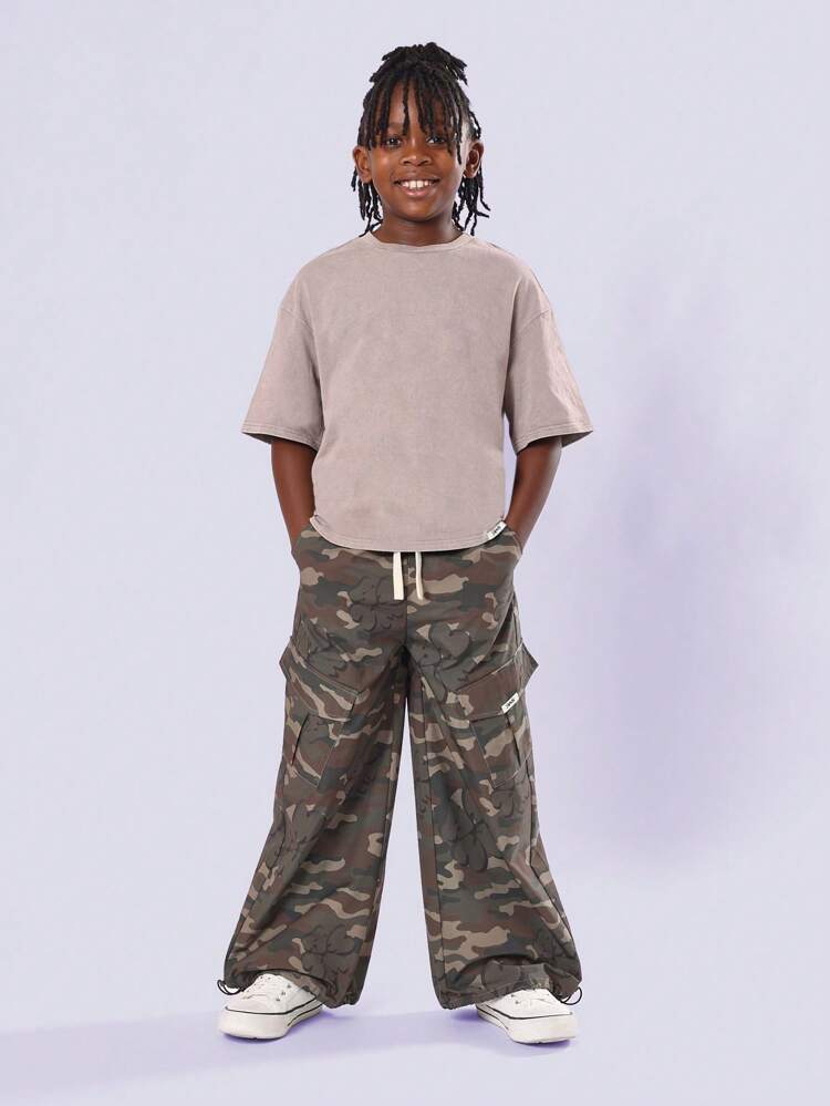 Camouflage Print Two Piece Outfit With Back Logo Tee