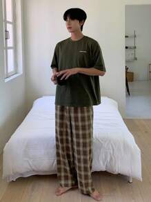 DAZY 男士两件套字母印花 T 恤和格子裤睡衣套装，夏季家居服 - 卡其色 - 查看 1