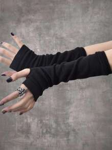 ROMWE Goth 1 Pair Minimalist Style Knitted Arm Warmers, Solid Black Countryside Inspired Half Arm Sleeve, Thin Warm Spring/Autumn