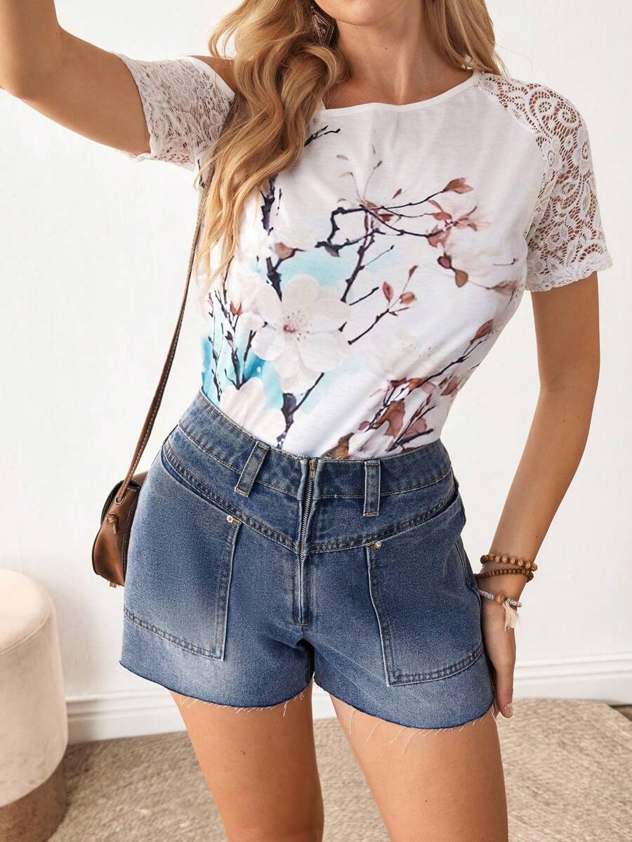 SHEIN LUNE Women's Frayed Edge Casual Belted Denim Shorts For Summer - Blue - View 1