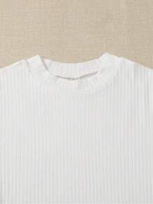 SHEIN Essnce Plus Mock Neck Rib-knit Tee