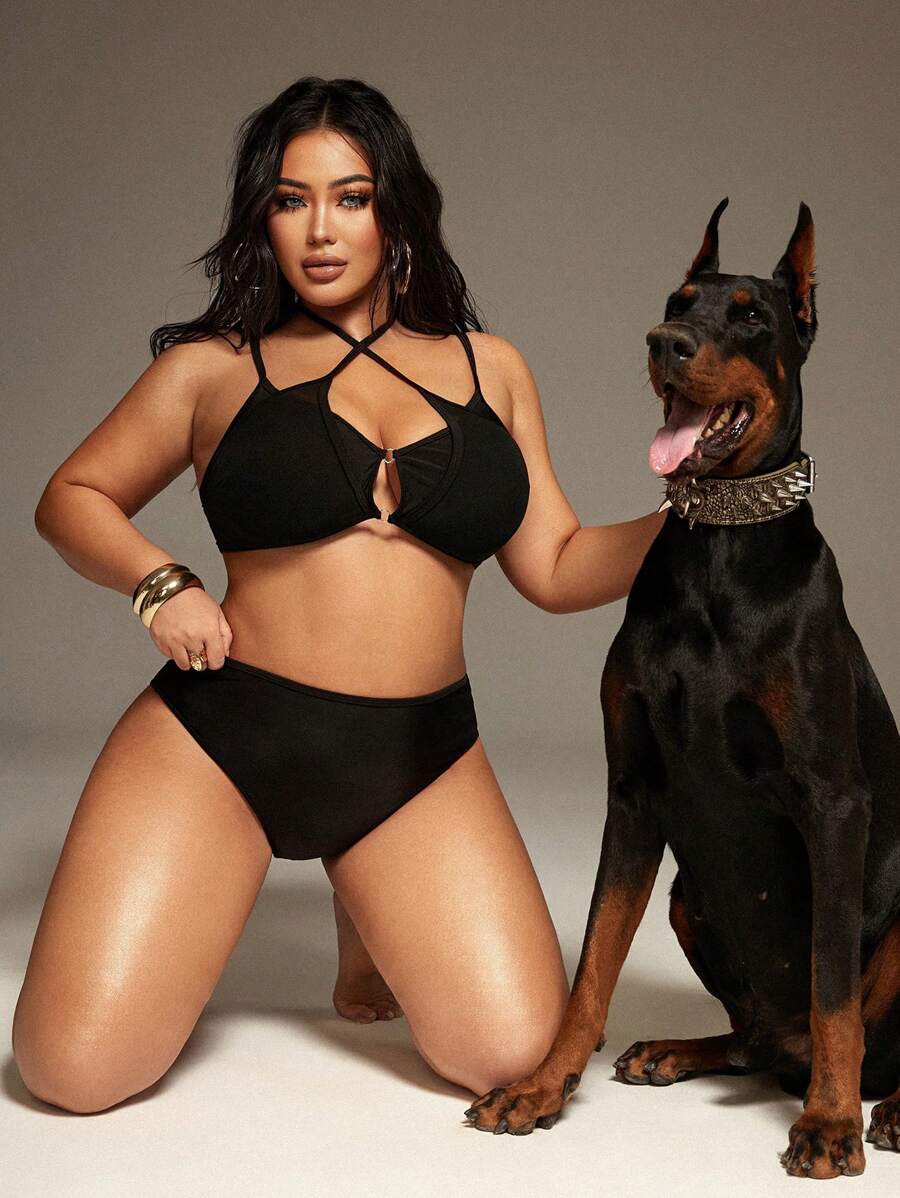 Swim SXY Women's Summer Beach Solid Color Criss-Cross Sexy Bikini Sets - Black - View 1