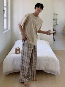 DAZY Men's Plaid Pants And T-Shirt Coordinate Home Set, Spring/Summer Pajama - Multicolor - View 6