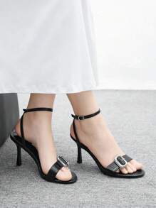 CUCCOO BIZCHIC Sandalias de tacón alto con puntera redonda, decoradas con hebilla de metal, de estilo punk en piel sintética negra - Negro - Ver 3