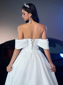 Glamrae Robe élégante et luxueuse avec épaules dénudées, en dentelle et satin, avec des détails froncés, une fente sexy sur la cuisse, et une traîne volantée amovible. Convient pour les mariages, les fêtes, les vacances, les lunes de miel, les robes de mariée.
