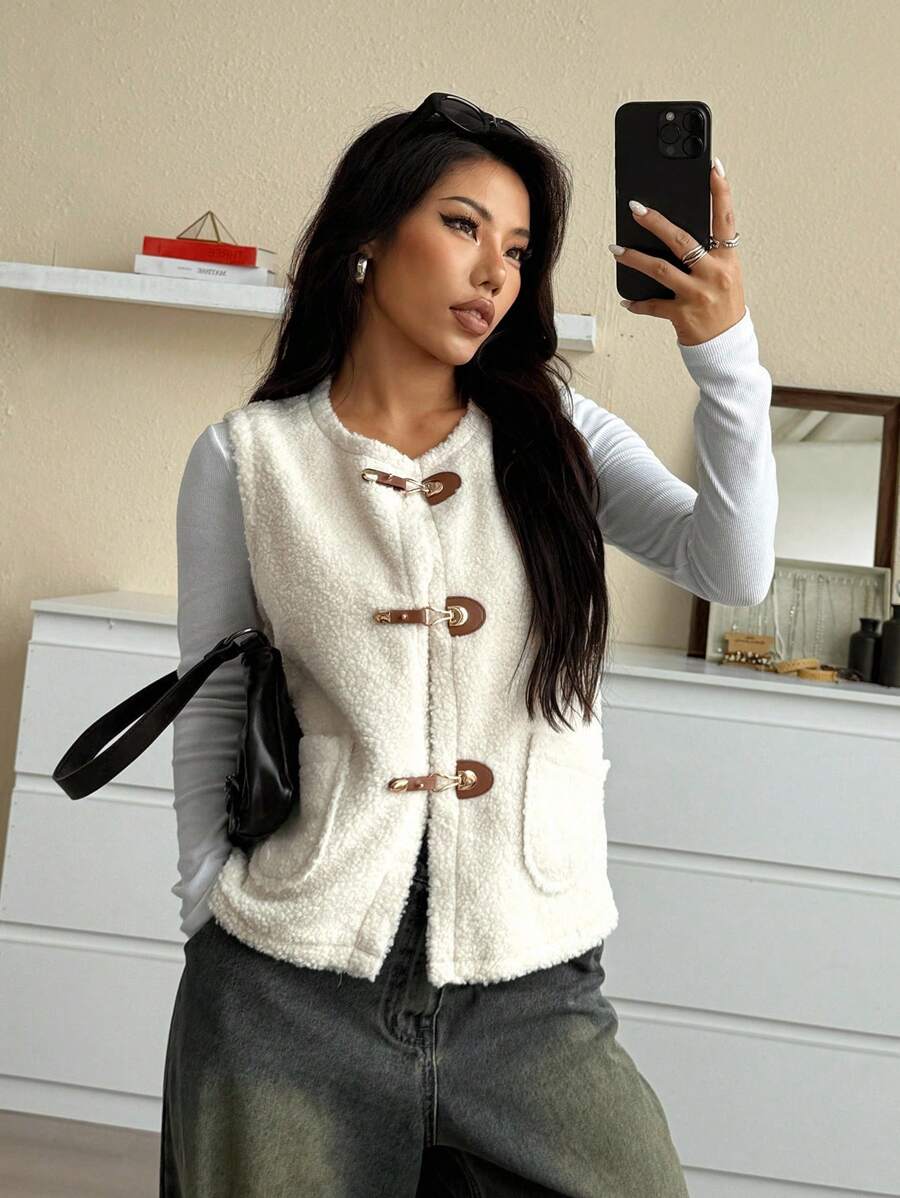 SHEIN EZwear 女式前扣口袋毛绒休闲背心夹克 - 米色 - 查看 1