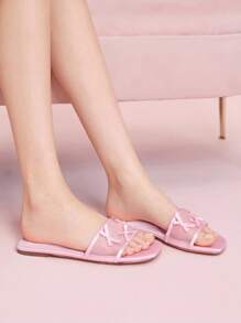 CUCCOO DOLLMOD 女士缎面蝴蝶装饰舒适一脚蹬凉鞋，可爱休闲沙滩穆勒鞋，粉色 - 粉色 - 查看 5