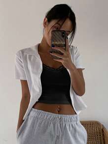 DAZY Áo ba lỗ crop top viền ren - màu đen - Xem 4