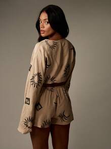 MISSGUIDED Boho Festival Linen Feel Two Piece Crop Top Shorts Set Embroidered Sun Pattern Beach Wear Summer Resort Wear - Champagne - View 2