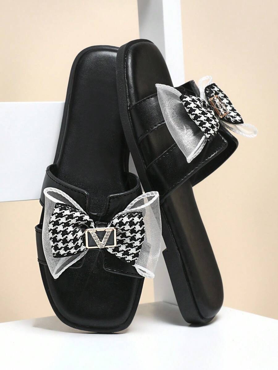 Mini mi 儿童安全带镂空网眼蝴蝶结黑色拖鞋 | 透气速干鞋面 | 适合在公园玩耍的必备防泼水鞋 - 黑色 - 查看 1