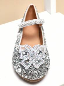 Mini mi #公主认可的女孩水钻闪光银色圆头蝴蝶细节玛丽珍平底鞋 - 适合公主舞会和派对的靠垫式正装鞋 - 銀色 - 查看 6