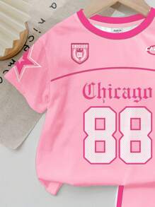 SHEIN 2 件套女童休闲字母印花短袖 T 恤和短裤两件套，适合夏季