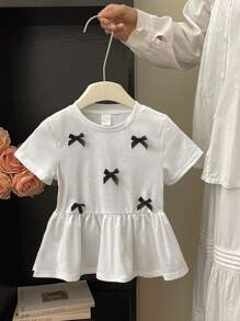 SHEIN Young Girl Casual Butterfly Decor Fitted Short Sleeve T-Shirt With Ruffled Hem - White - View 3
