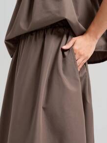 Ontre 2025 年夏季女士优雅无袖纯色露肩长裙，适合毕业典礼、派对、独立日、海滩、休闲、婚礼嘉宾、阵亡将士纪念日、舞会、百搭日常穿着