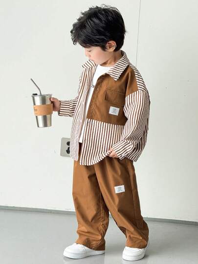 SHEIN 2 件套年轻男孩舒适休闲宽松韩版时尚条纹长袖衬衫和裤子套装，适合日常穿着、运动、郊游、学校、聚会、假期、拍照、返校季、所有季节