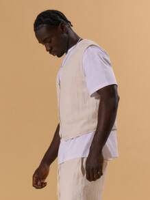 Musero Men Cropped Zip Through Sleeveless Top Front Pocket And Seam Detailing Spring Summer Holiday Vacation Streetstyle