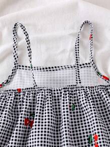 SHEIN Vintaside Kids Conjunto de 2 piezas de camisola y pantalones cortos con estampado de cereza a cuadros en negro y blanco para niña, transpirable y cómodo para el verano