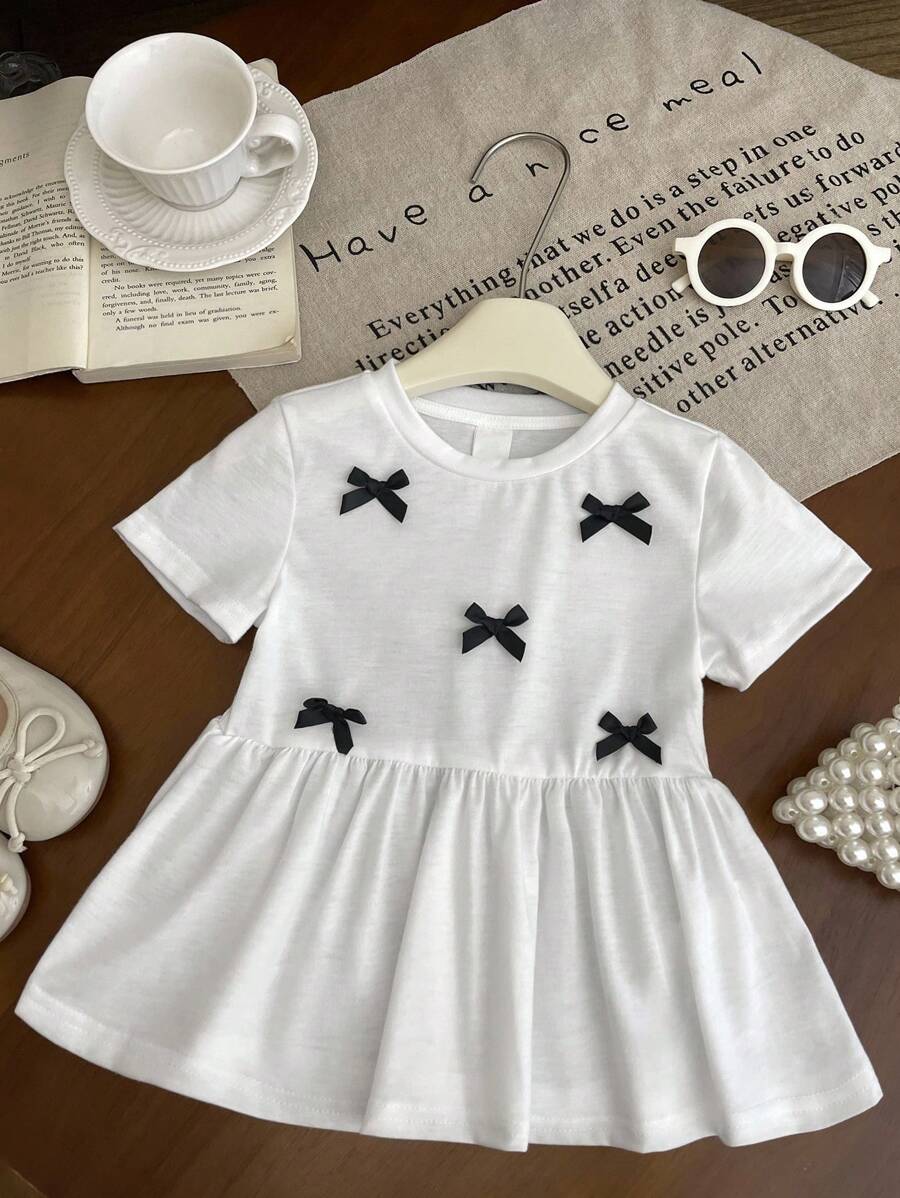 SHEIN Young Girl Casual Butterfly Decor Fitted Short Sleeve T-Shirt With Ruffled Hem - White - View 1
