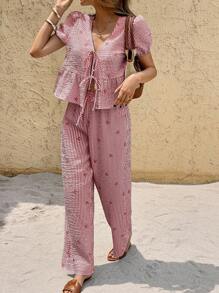 SHEIN Frenchy 2 件套女士夏季条纹蝴蝶结前系带泡泡袖短袖衬衫和裤子套装 - 酒紅色 - 查看 5