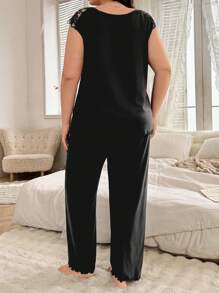 SHEIN 大码女式缺口领甜美撞色蕾丝休闲上衣和裤子睡衣套装