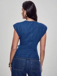 Denimoi 牛仔无袖背心，配金色 O 形环金属腰带前开合 - 中等水洗藍 - 查看 5