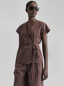 Ontre 2025 Autumn/Winter Women's Clothing, Fall/Winter Women's Wear, Back To School, Halloween, Christmas, Business Casual, Retro Dignified Elegant Versatile Outfit, Basic Apparel: Nashville Apparel Striped Print V-Neck Wrap Short Sleeve Top And Pocket Pants Two Pieces Set - Brown - View 2