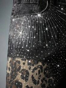 ROMWE MEN Street Life Men's Summer Fashion Leopard Print Denim Shorts With Rhinestones - Black - View 2