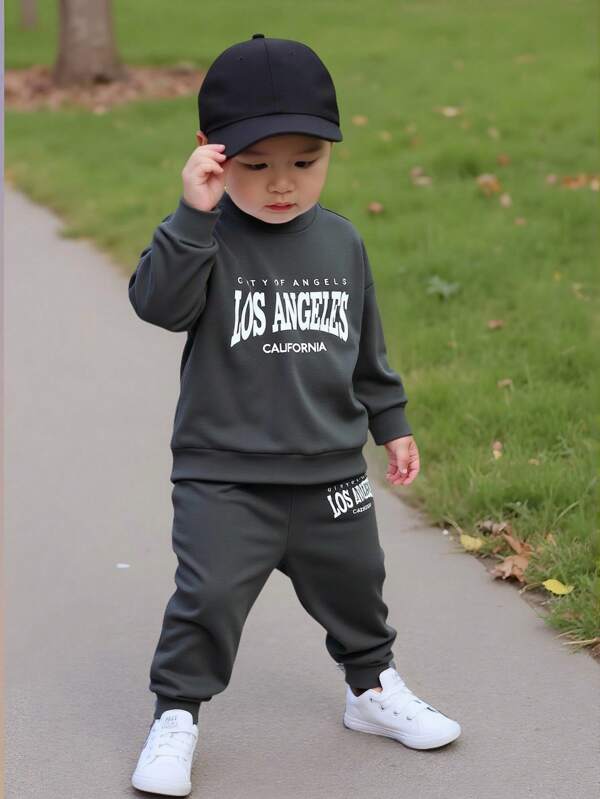 SHEIN Playful Pals 2pcs/Set Toddlers Boys/Girls Letter Graphic Crew Neck Long Sleeve Top And Casual Sports Pants Set, Suitable For Daily Wear, Festivals Toddler Athletic Wear Infant Street Wear Baby Boys Outfit Toddler Boy Streetwear Tracksuit Outfit Baby  Baby Boy Fall Winter