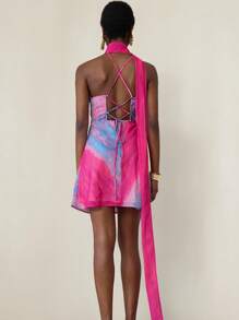 Aveloria Modichic Váy ngắn bó hở lưng hở lưng không đối xứng họa tiết tie-dye cầu vồng Dopamine phong cách câu lạc bộ gợi cảm theo phong cách châu Âu và Mỹ mới cho nữ - Hồng - Xem 2